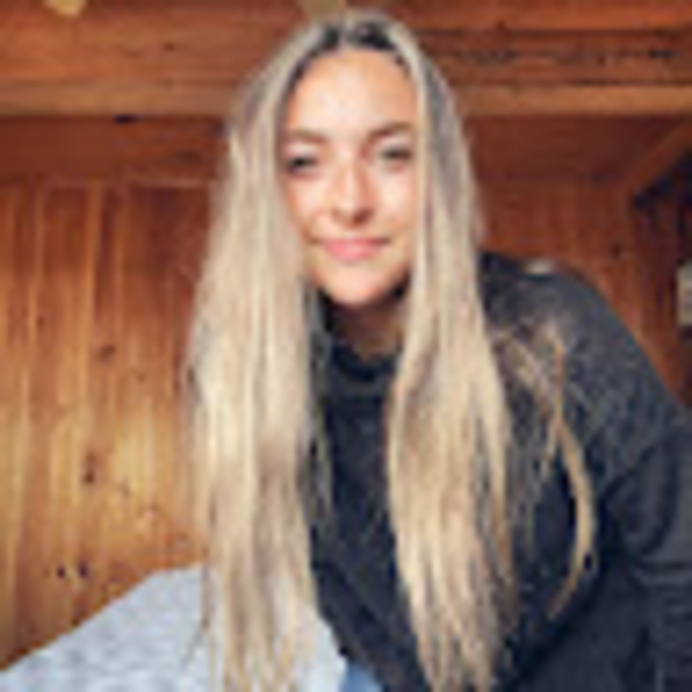 Meet your Posher, Lauren